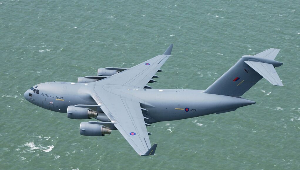 C17_Transport_Aircraft_fro_99_Squadron_MOD_45140445 (2)