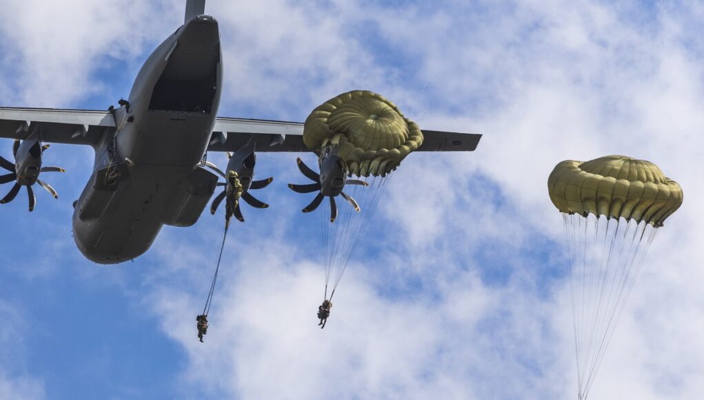a400m-low-level-parachuting-trial-sep-22-_original-image_m17700