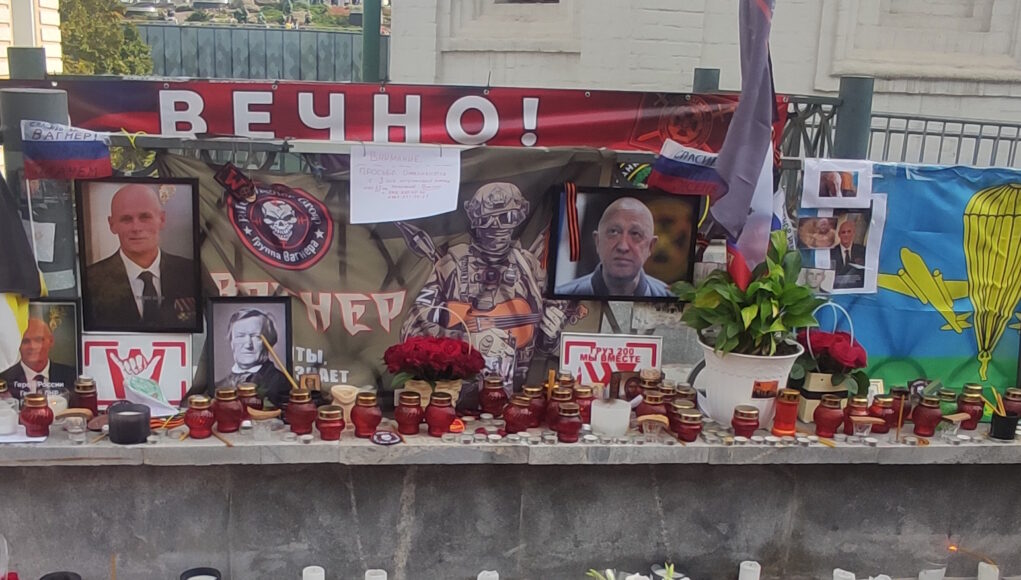 Memorial_to_PMC_Wagner_leadership_in_Moscow_(27-08-2023)