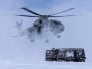 Commando aviators win top award for global ops