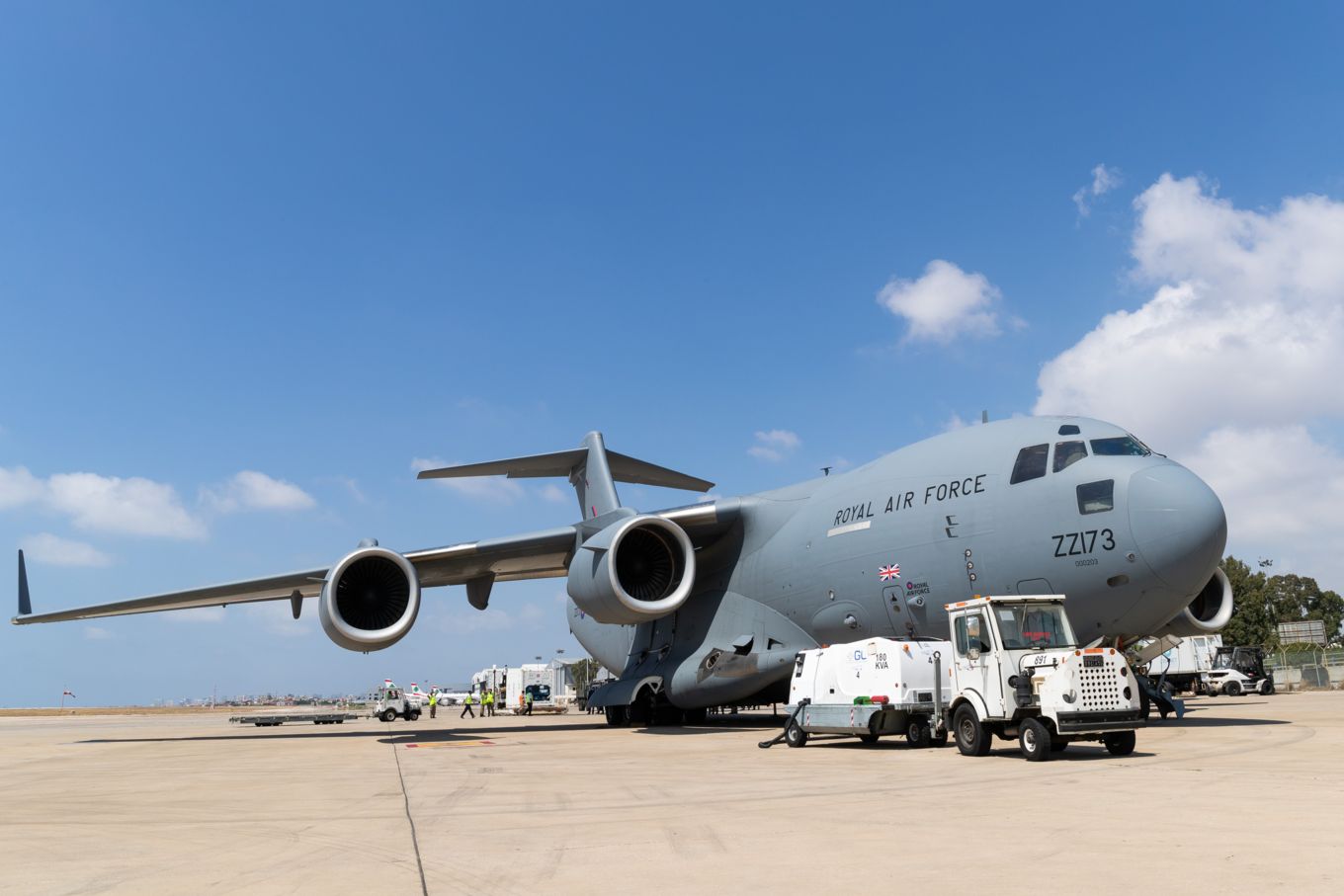 British C-17 delivers cold storage containers to Beirut