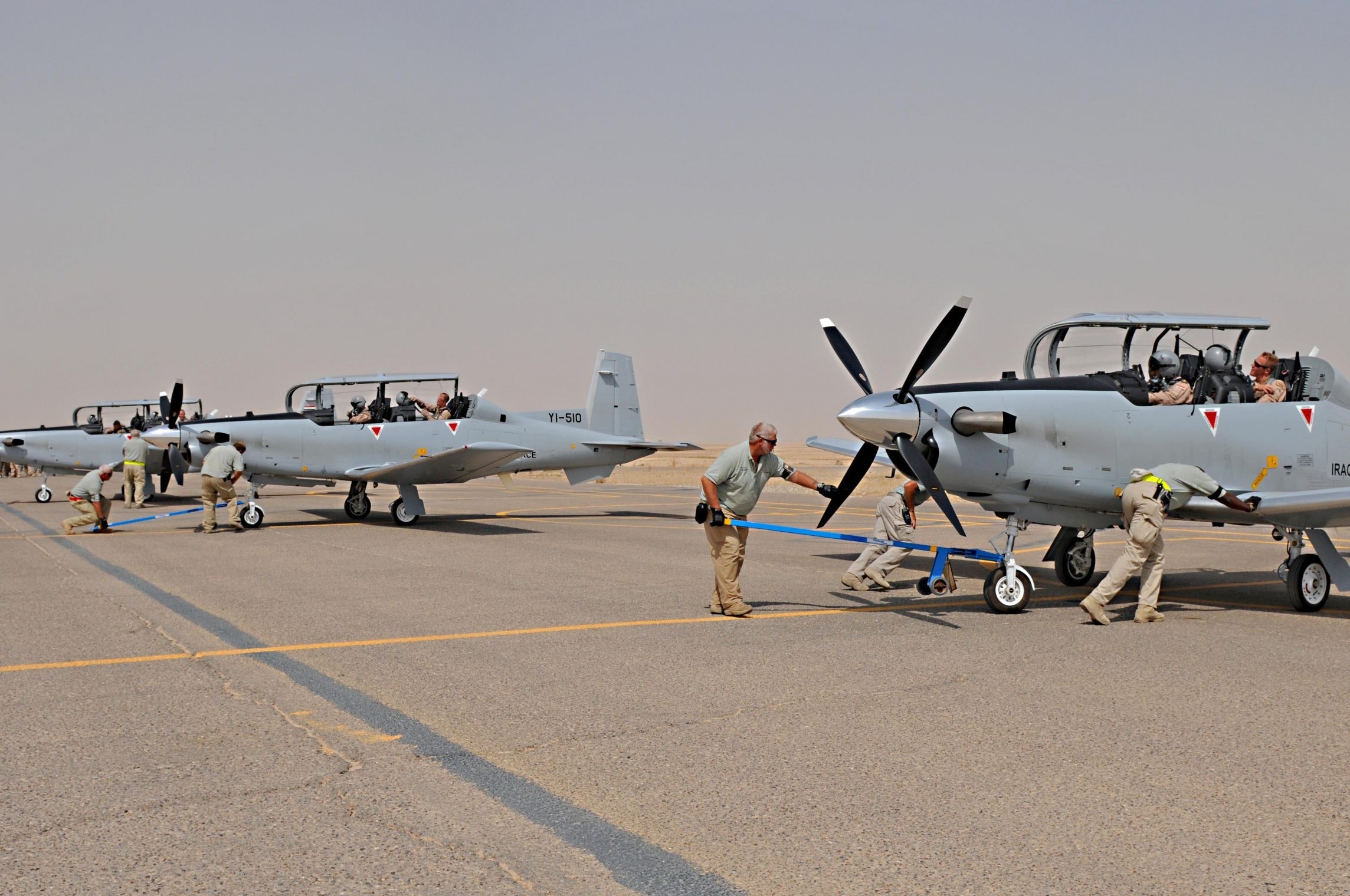 Iraq requests pilot training and logistical support from US