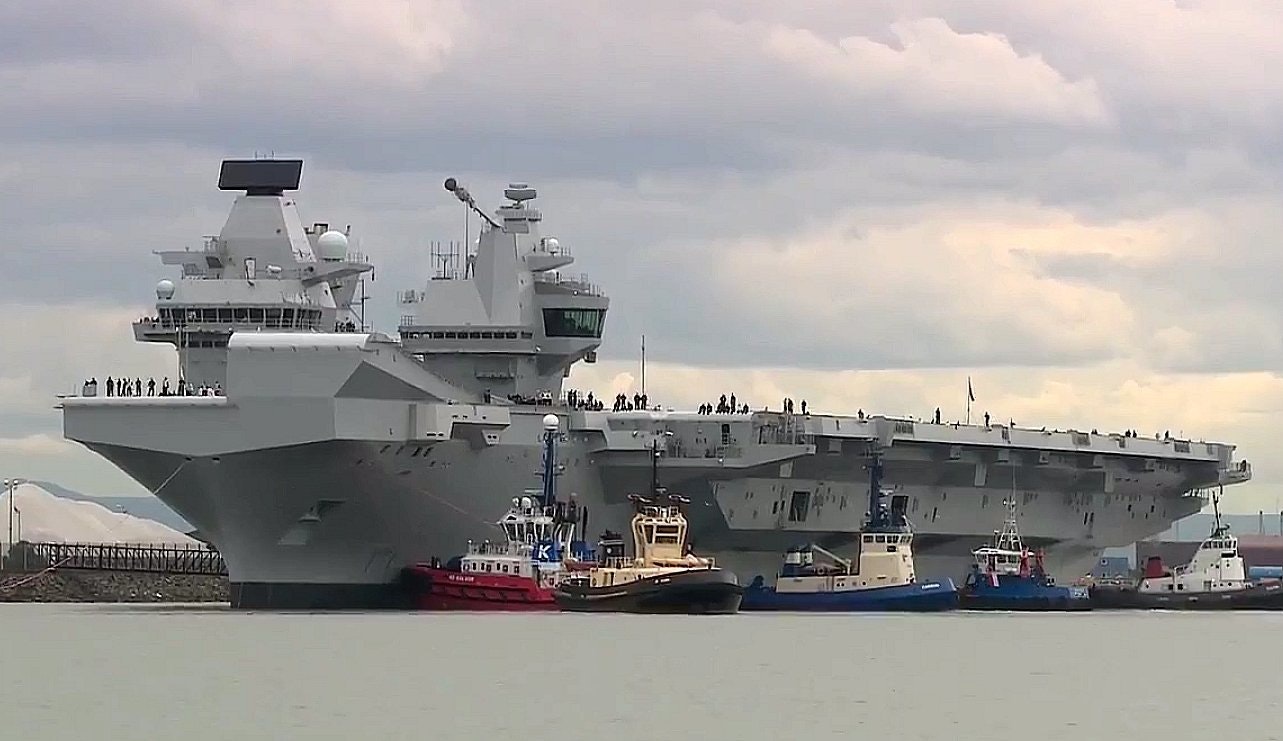 HMS Queen Elizabeth heads to sea for trials