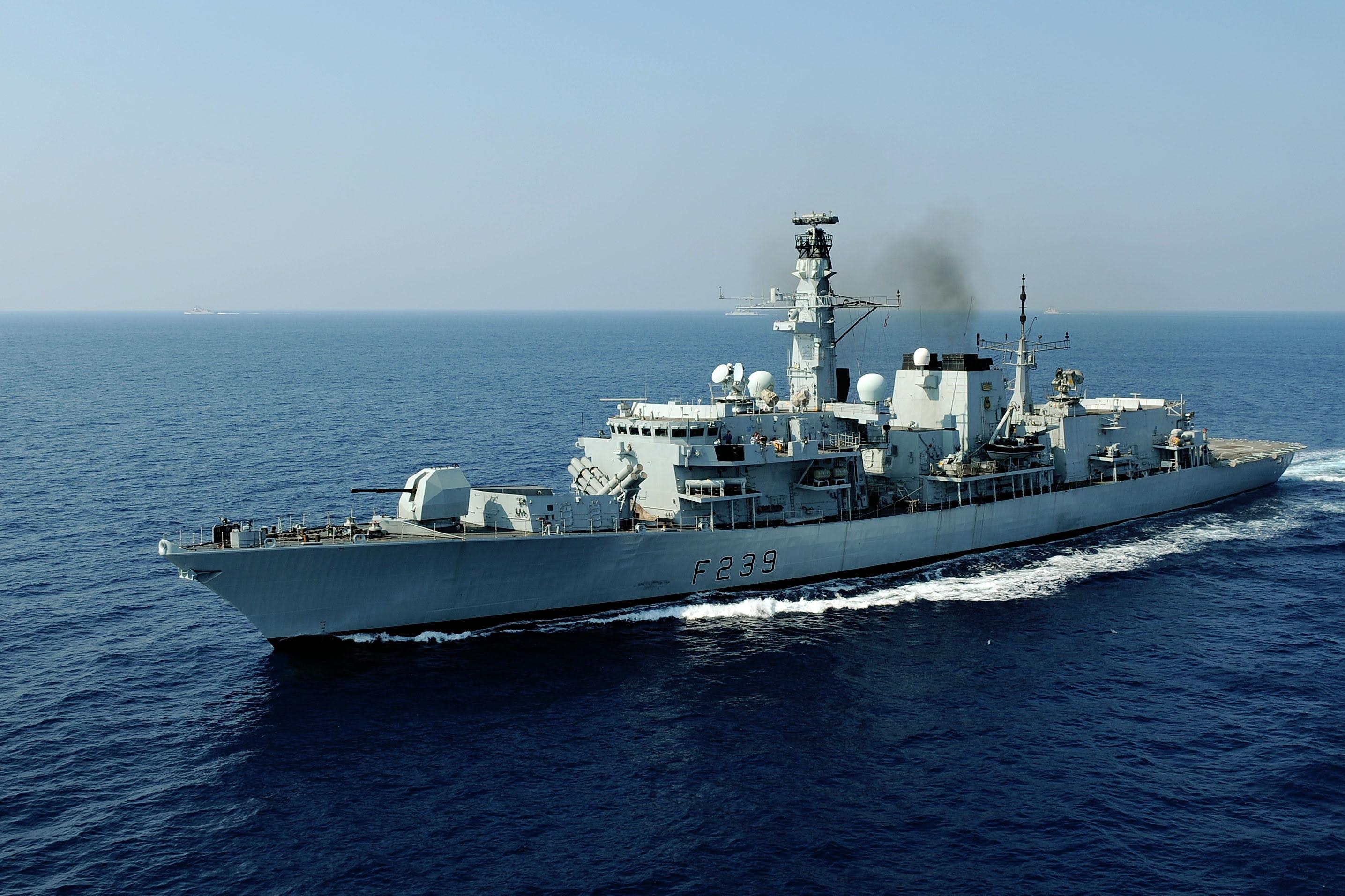 HMS Richmond escorts Chinese warships through the Channel