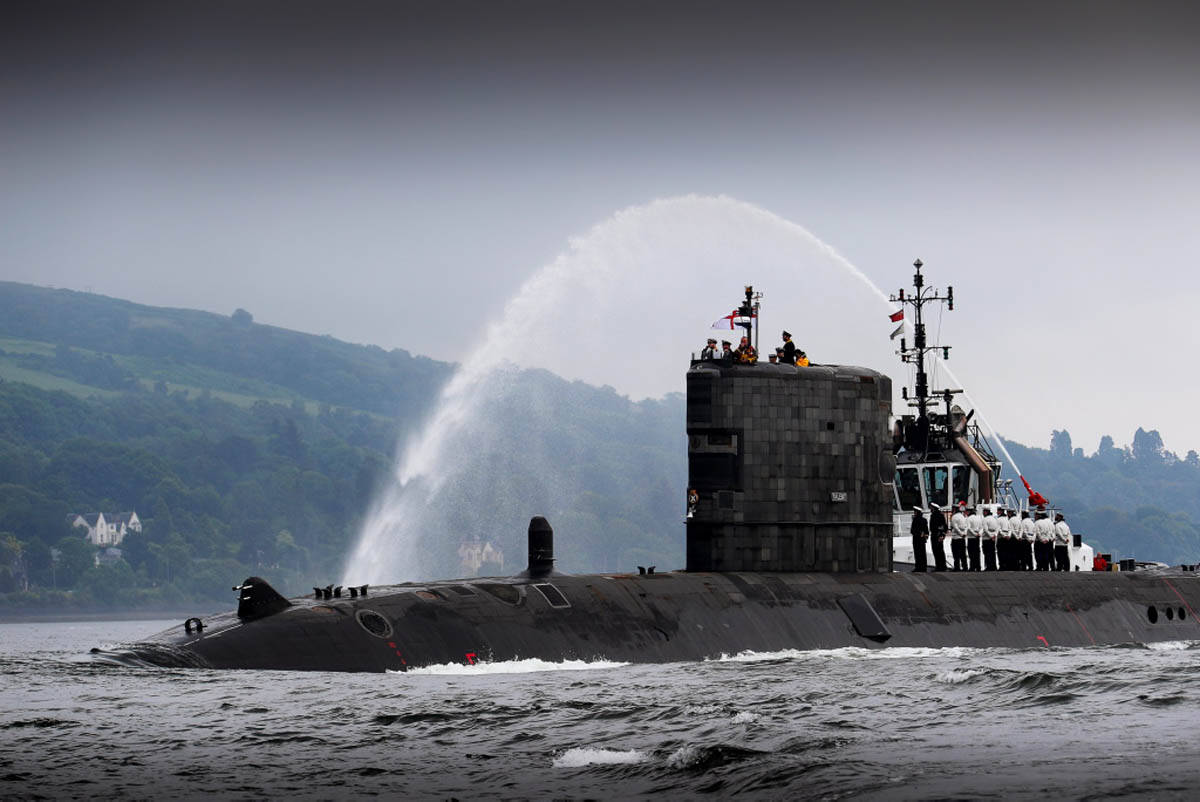 Nuclear submarine moved to new home on the Clyde