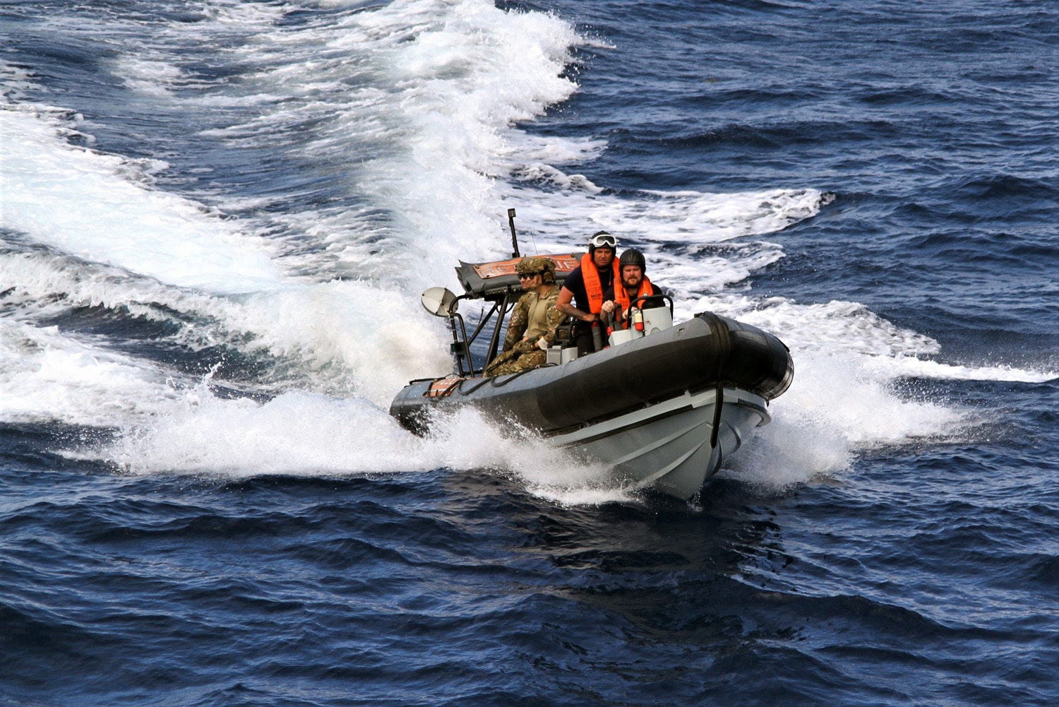 RFA Mounts Bay in £4m drugs find