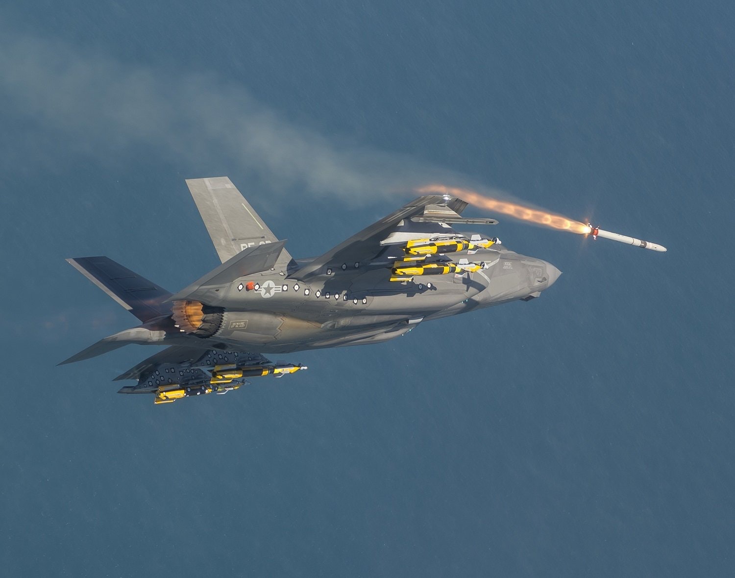 F-35 completes weapons testing phase